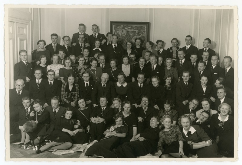 Seltskonnafoto 7. XII 1937