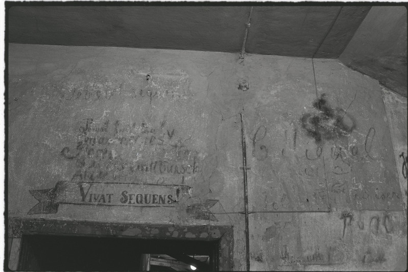 Tartu ülikooli peahoone kartseri seina joonised. Juuni 1977. a.