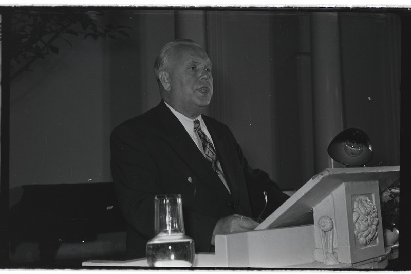 Tartu ülikooli arstiteaduskonna õppeaasta avaaktus 1. september 1958. a. Uute üliõpilaste vastuvõtmine