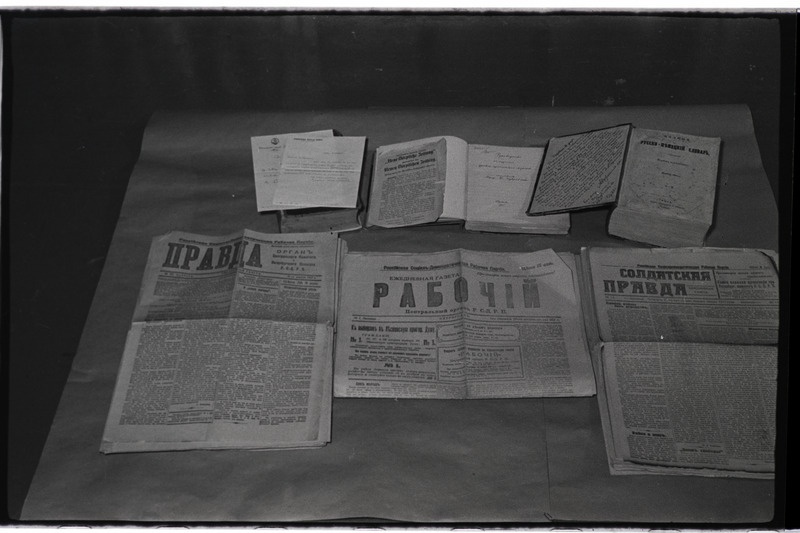 Tartu ülikooli teadusliku raamatukogu fondid, vanad raamatud, ajalehed