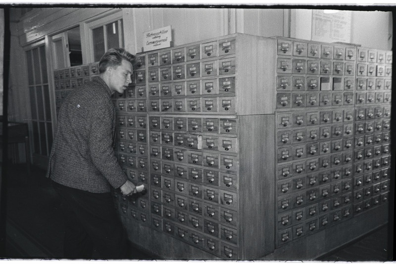 Tartu ülikooli teadusliku raamatukogu lugemissaal, bibliograafia loeng, ajakirjandus