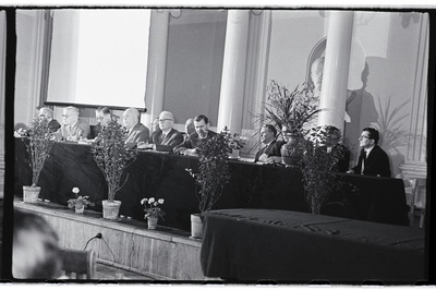 Üleliiduline kirurgide konverents Tartu ülikooli aulas 1965. a.  similar photo