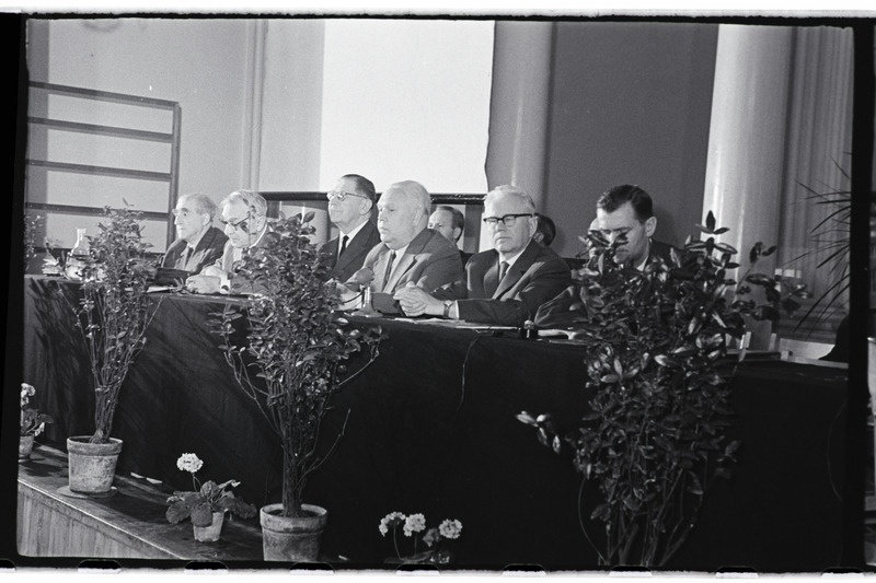 Üleliiduline kirurgide konverents Tartu ülikooli aulas 1965. a.