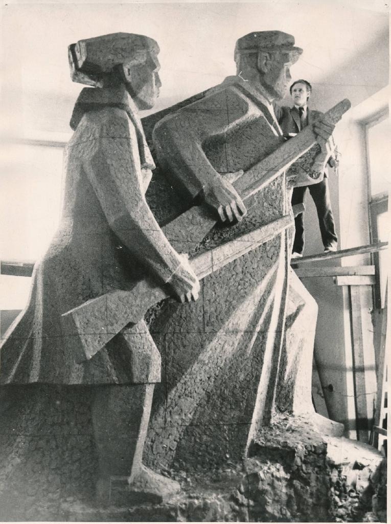 Tartu kunstnike maja. Skulptor Endel Taniloo. 1960-1963