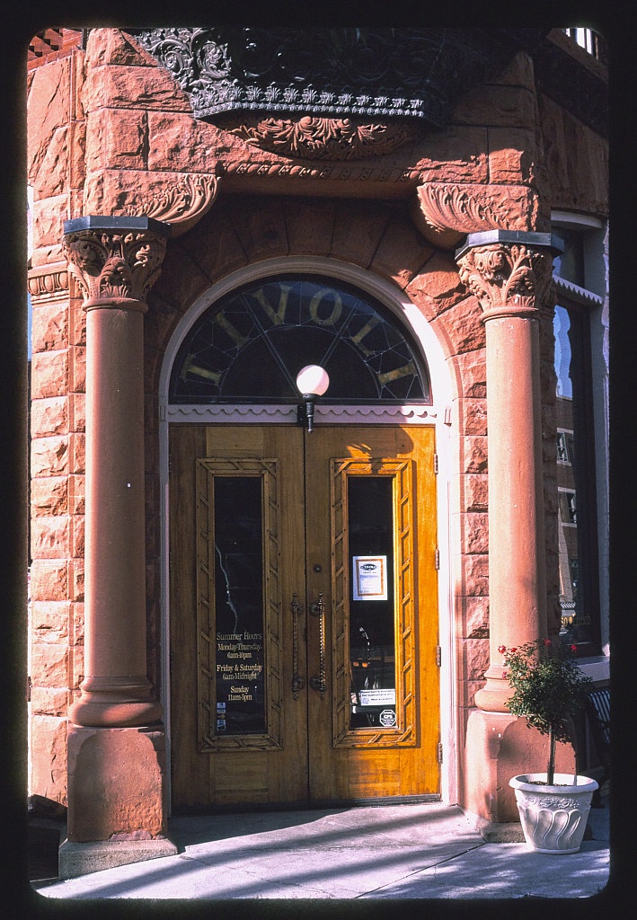 Tivoli Building, door detail, Lincolnway, Cheyenne, Wyoming (LOC)