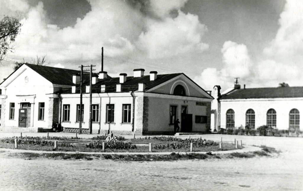 Rakvere, raudteejaama hoone