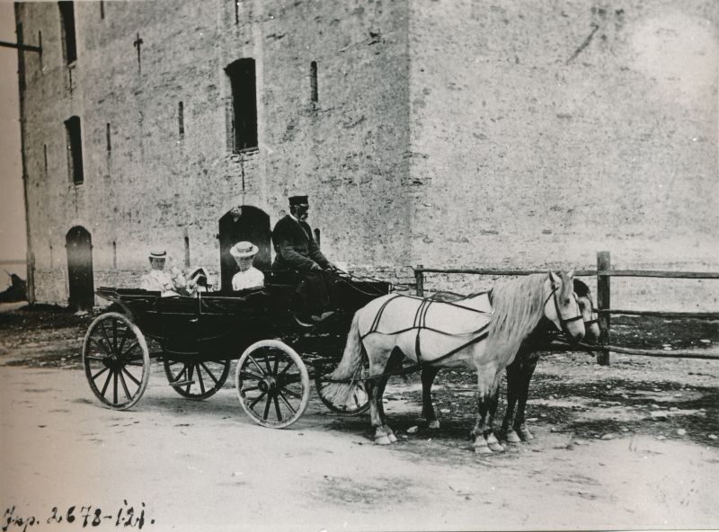 Foto. Haapsalu Uue sadama aidahoone XX saj. alguses = HM 2678:121. Asub: HM 7975 -  Haapsalu rajooni tehnikamälestised