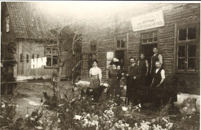 fotokoopia, Jul. Stephani riidevärvimisvabrik Paides  20.saj. esimesel poolel  similar photo
