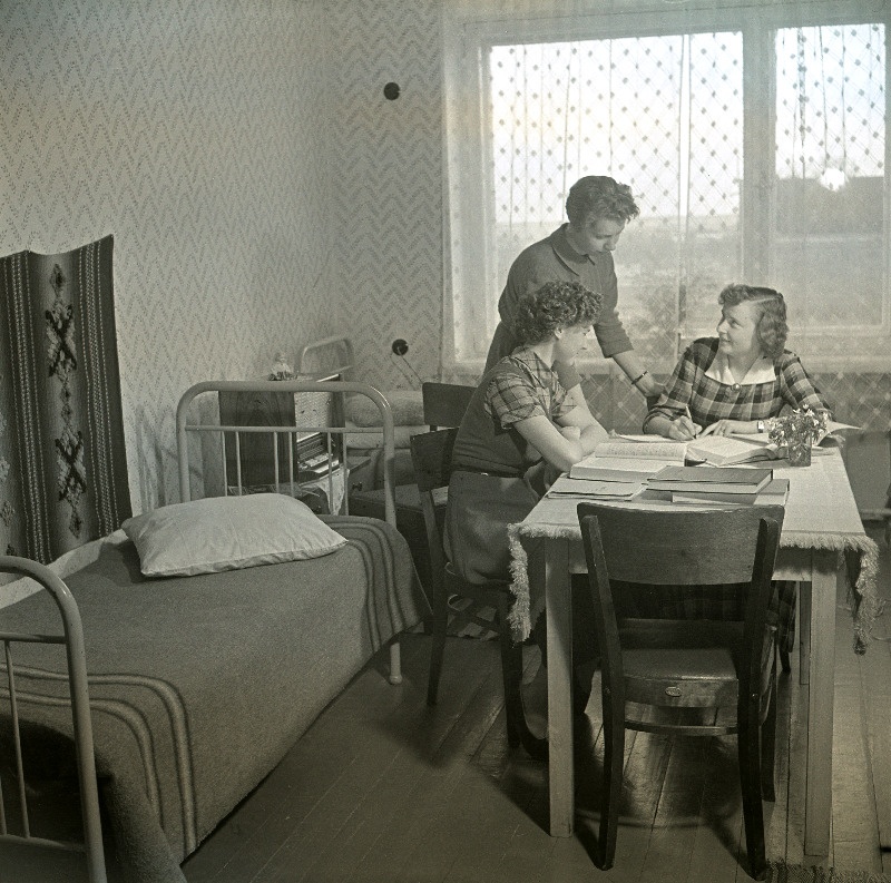 Vaade ühiselamu tuppa Pälsoni tänav14.