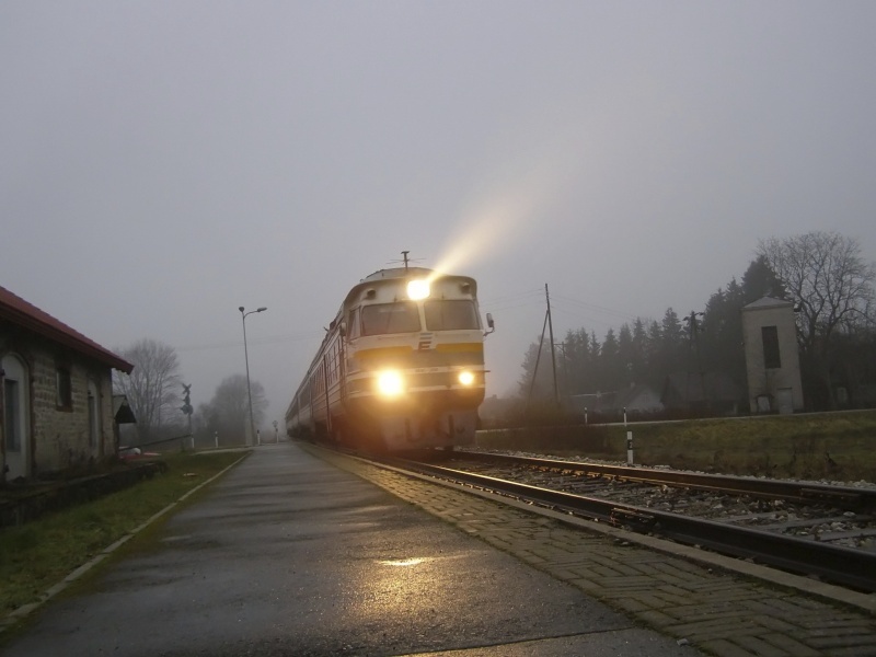 Rong Käru jaamas