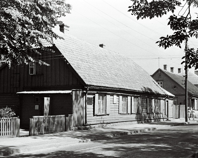 Vaade L. Koidula memoriaalmuuseumi hoonele Pärnus.