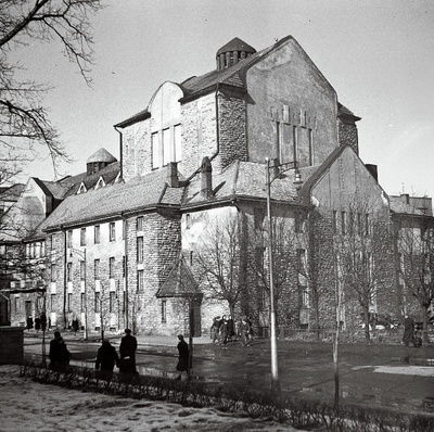 V. Kingissepa nimelise Tallinna Riiklik Akadeemiline Draamateater.  similar photo