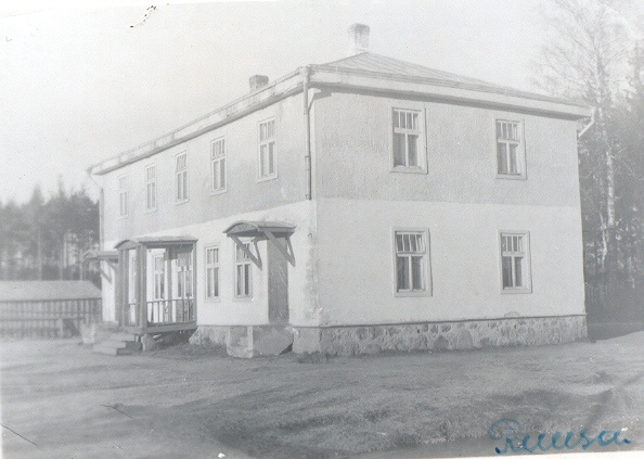 Foto. Ruusa MTK hoone nurgavaade.