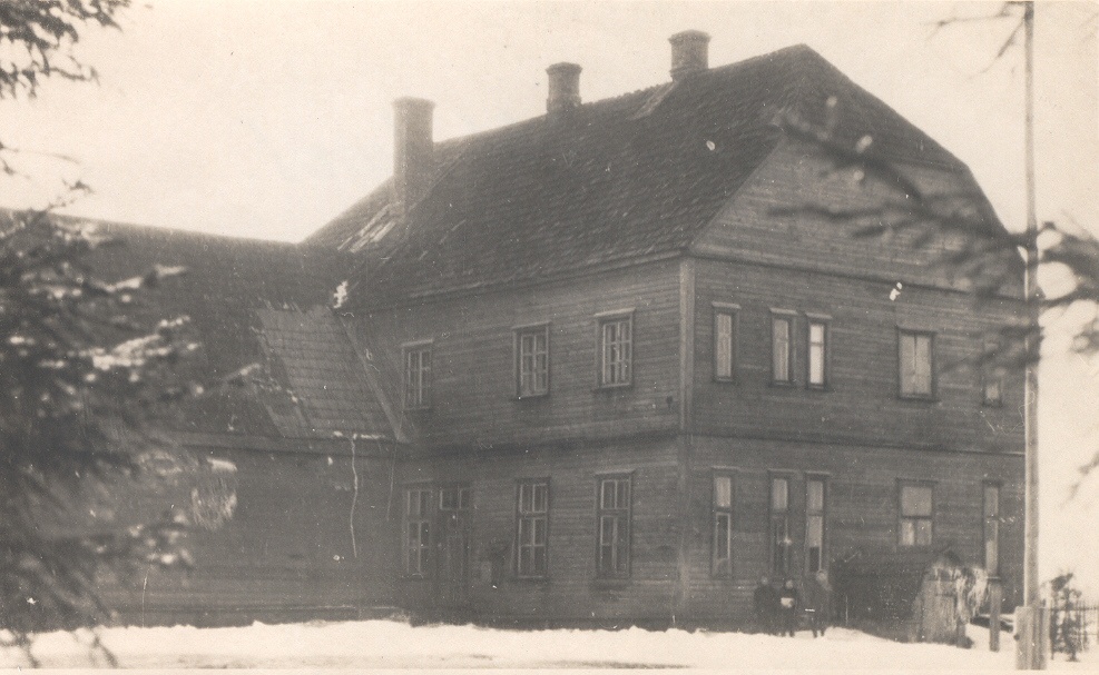 Foto. Lusti 7-kl. Kooli hoone