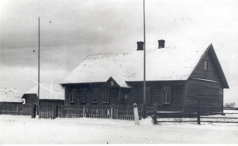 Foto. Mikitamäe MTK hoone