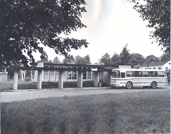 foto Ahja bussipaviljon