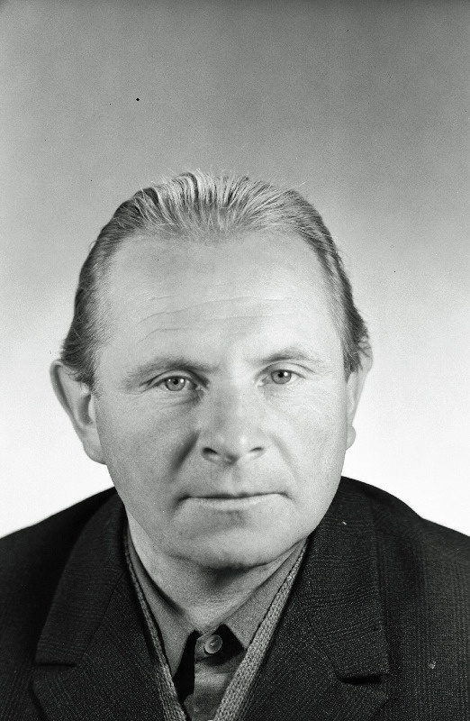 Heinsoo, Helmut - Vaida sovhoosi Patina osakonna juhataja.
