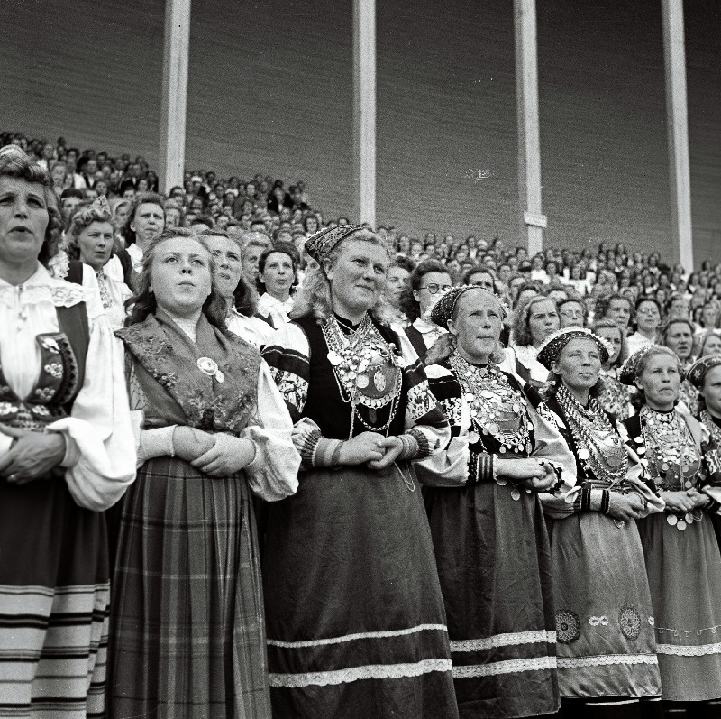 Laulukoorid XIII üldlaulupeol esinemas.