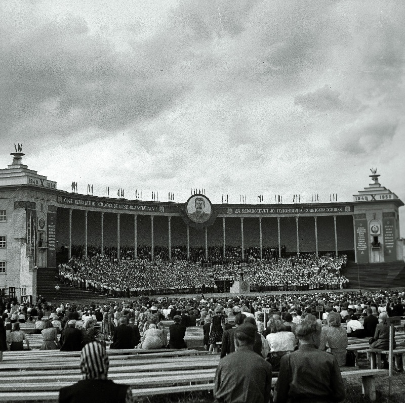 Segakoorid XIII üldlaulupeol esinemas.
