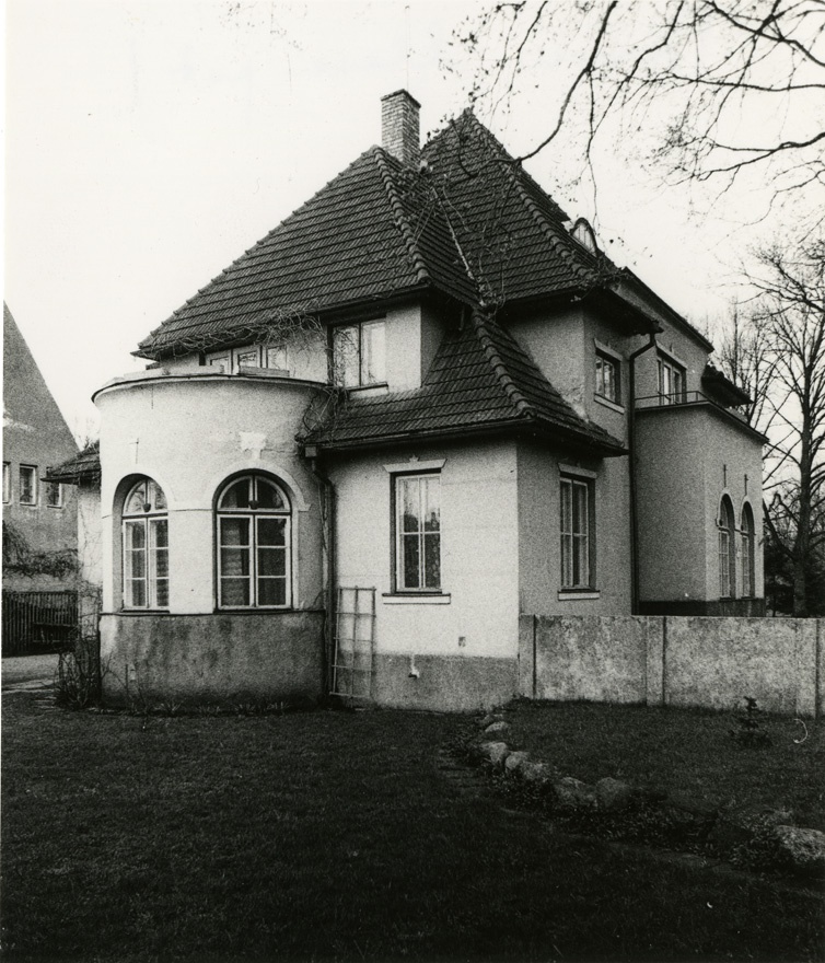 Elamu Pärnus, vaade tänavalt. Arhitekt Ilmar Laasi