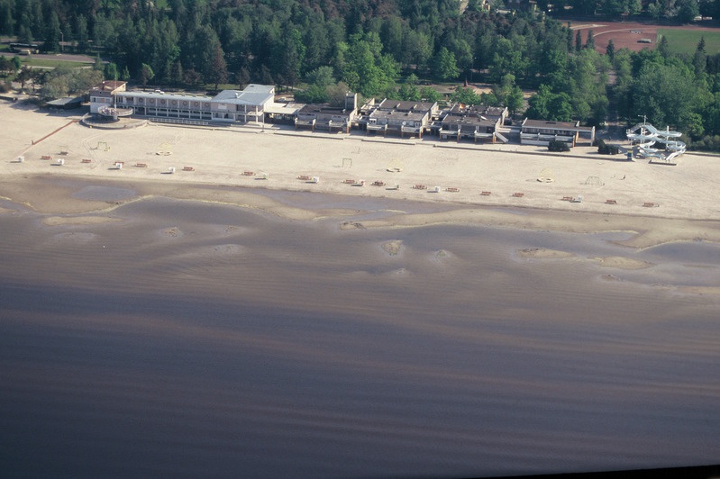 Slaid. Aerofoto Pärnu rannast