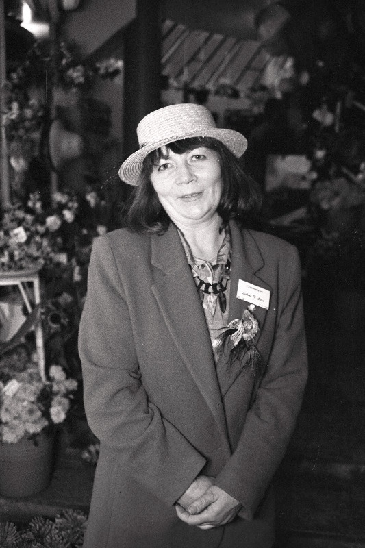 Lillekaupluse “Kuivajõe PÜ” perenaine Salme Liira.