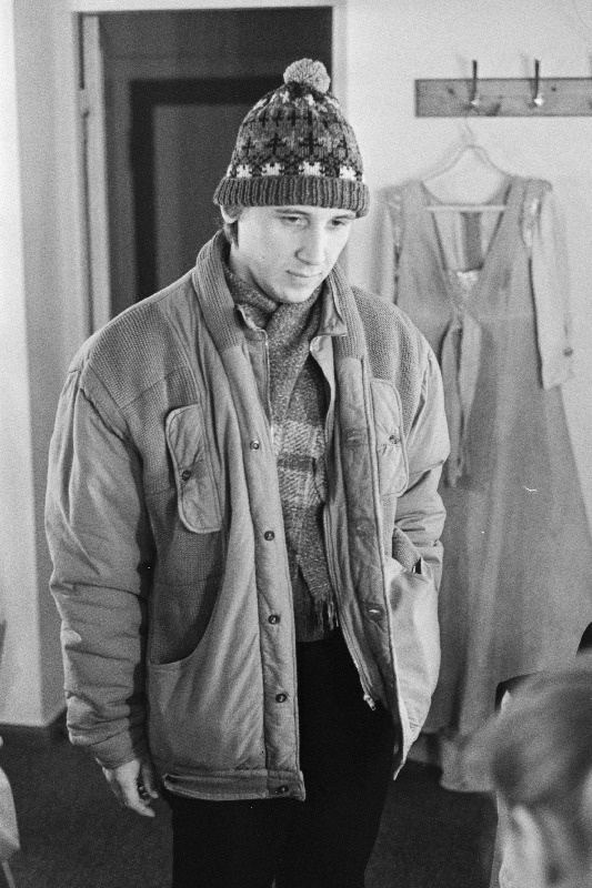 Tallinna Riikliku Konservatooriumi lavakunstikateedri XIII lennu diplomand, lavastaja Elmo Nüganen.