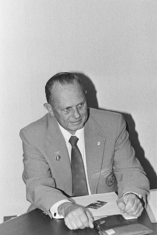 Rahvusvahelise organisatsiooni "Rotary International" Austraalia Klubi president John Henry Fitzpatrick.