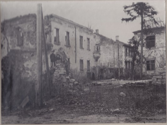 Purustatud Narva vaade, maja Koidu tänaval, 1946