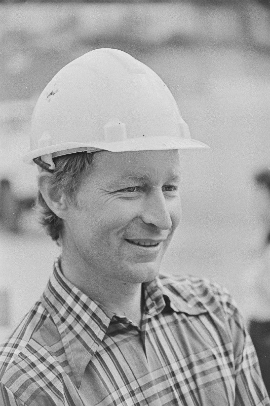 ETKVL- i Ehitusvalitsuse müürsepp Aare Välling.