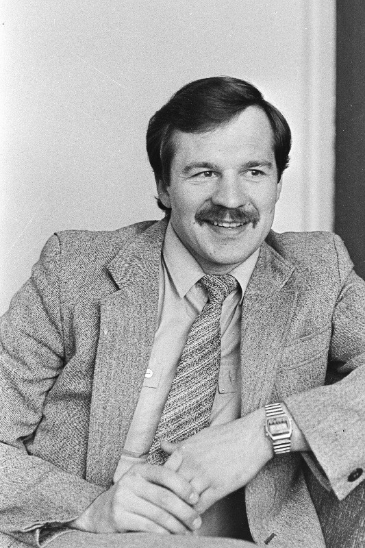 Eesti Õpilasmaleva komissar Jaan Paeveer.