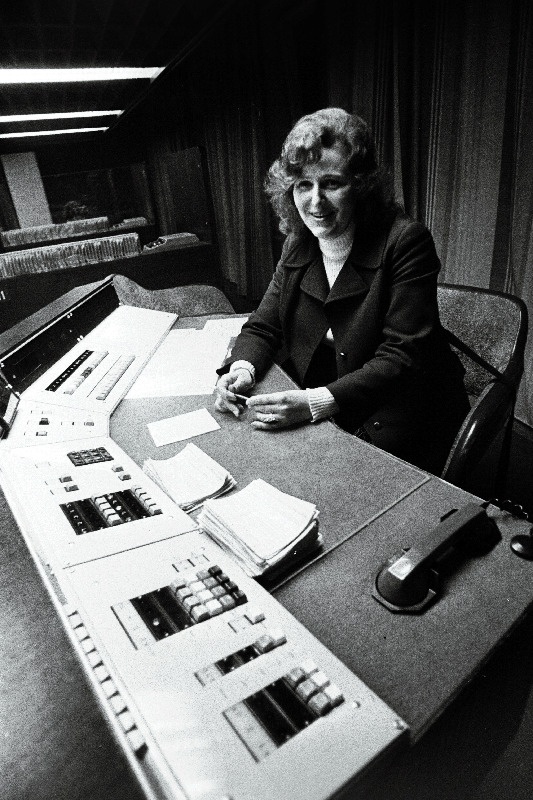 Tallinna Taksopargi vanemdispetšer Helgi Salumets töö juures.