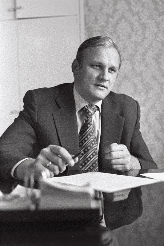 Eesti NSV toiduainete tööstuse minister Ants Laos.