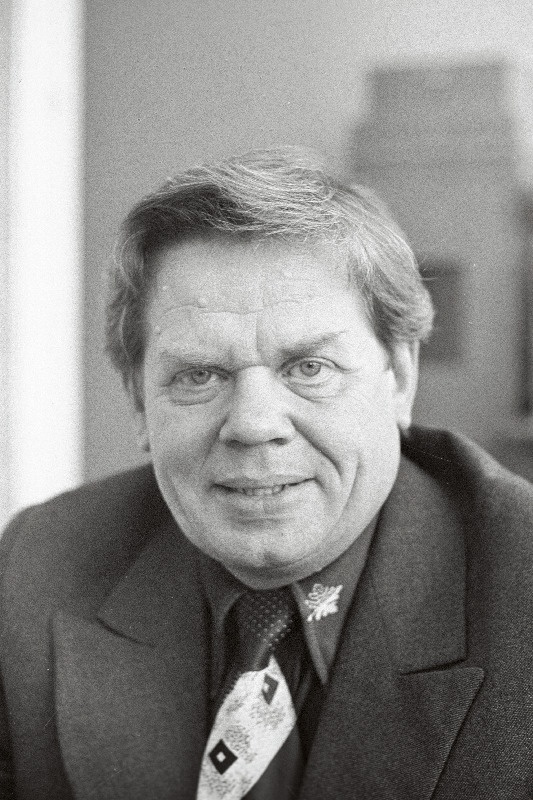 Klaas, Heino, Eesti NSV teeneline õpetaja - Eesti NSV Haridusministeeriumi Lasteasutuste Valitsuse juhataja.