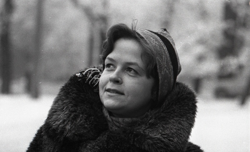 ENSV TA Ajaloo Instituudi kultuuriloo ja etnograafia sektori nooremteadur Andra Eesmaa.