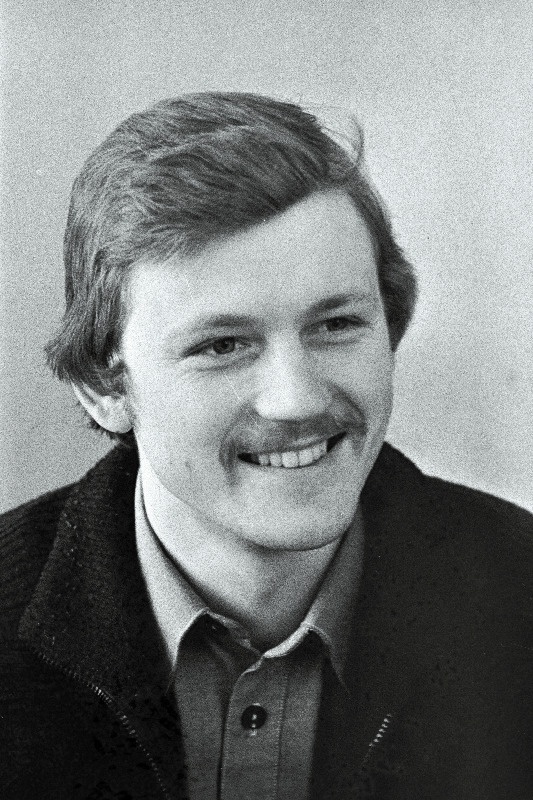 Tallinna Vineeri- ja Mööblikombinaadi komsomolialgorganisatsiooni sekretär Edgar Kuus.