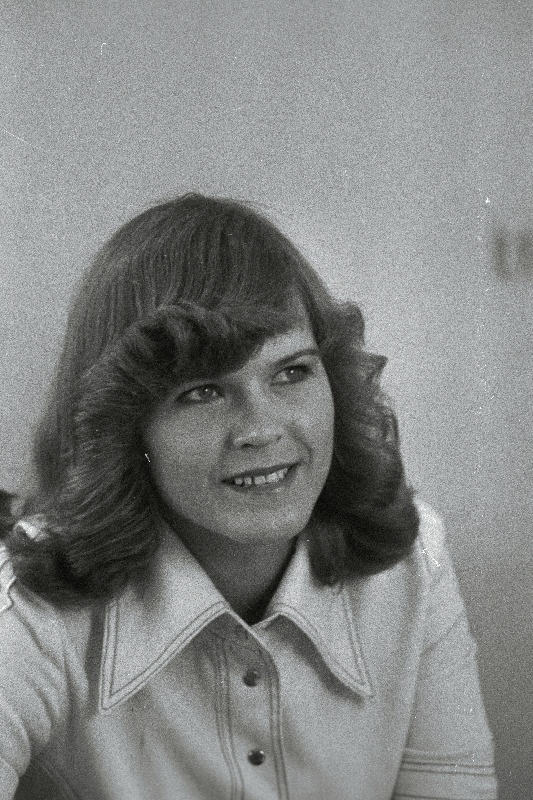 Niidas, Ene - vabariigi parim noor teenindaja 1979. a. teises kvartalis teeniduskombinaadi "Harju" rätsep