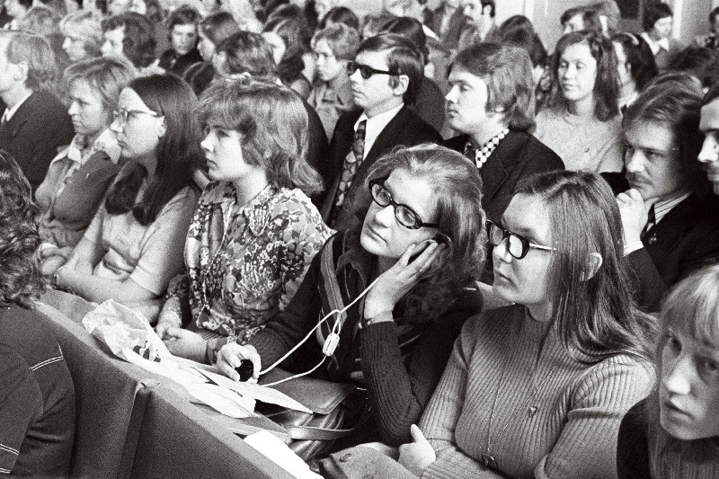 Komsomoli grupiorganisaatorite vabariiklik kokkutulek Tallinna EKP Keskkomitee Poliitharidusmajas.