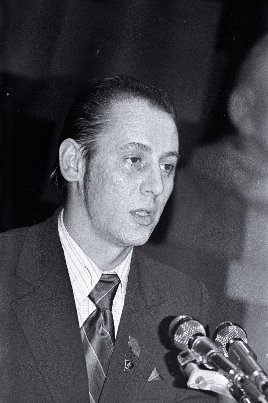 ELKNÜ XVIII kongressil esineb sõnavõtuga ELKNÜ Põlva Rajoonikomitee esimene sekretär Mati Sikk.