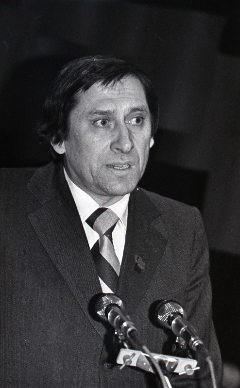 ELKNÜ XVIII kongressil esineb sõnavõtuga ajalehe "Noorte Hääl" toimetaja Ago Ustal.