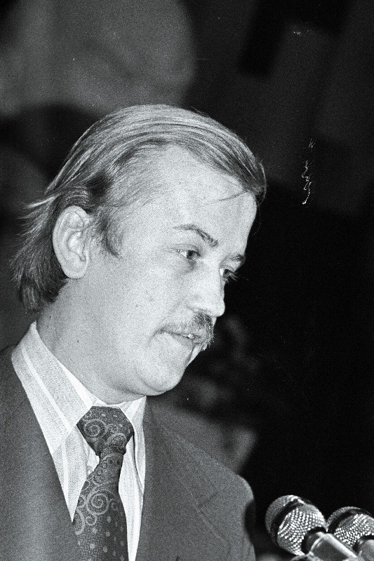 ELKNÜ XVIII kongressil esineb sõnavõtuga ELKNÜ Rakvere Rajoonikomitee esimene sekretär Peeter Grass.