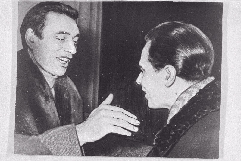 Helilooja G. Podelski kohtub populaarse prantsuse laulja Yves Montand´iga viimase Moskvas viibimise ajal.