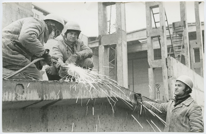 Tallinna Masinatehas, terasevalu tsehhi ehitustööd.