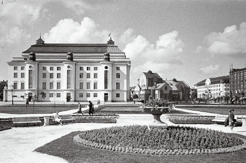 Vaade RAT „Estonia“ kontserdisaali hoonele.
