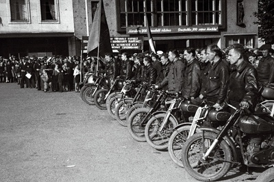 Üleliidulised mootorispordi meistrivõistlused. Miiting Vabaduse väljakul.  similar photo