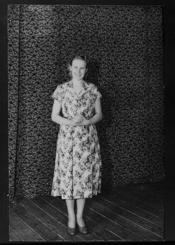 Vormsi saare isetegevuslane I. Harina esinemas Haapsalu rajooni kunstilise isetegevuse ülevaatusel.