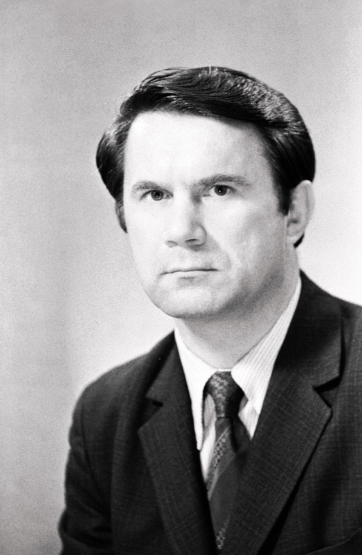Ananitš, Leonid - Eesti NSV Ülemnõukogu saadikukandidaat.