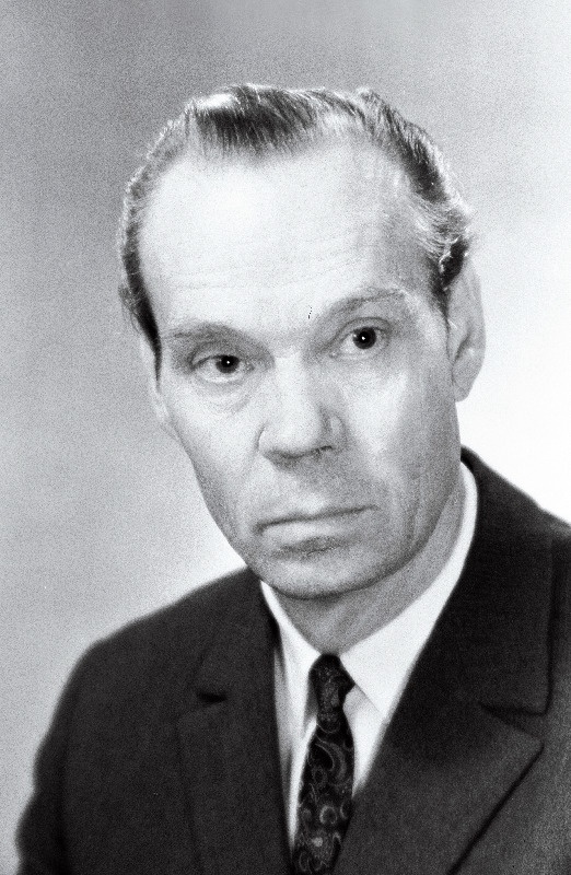Torn, Ilmar - Eesti NSV Ülemnõukogu kaheksanda koosseisu saadik, Eesti NSV Kunstnike Liidu juhatuse esimees.