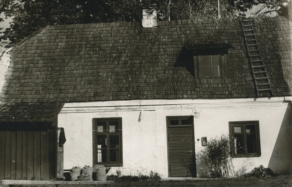 Foto. Endise Väimela mõisa aednikumaja, ehitatud 1891.a.