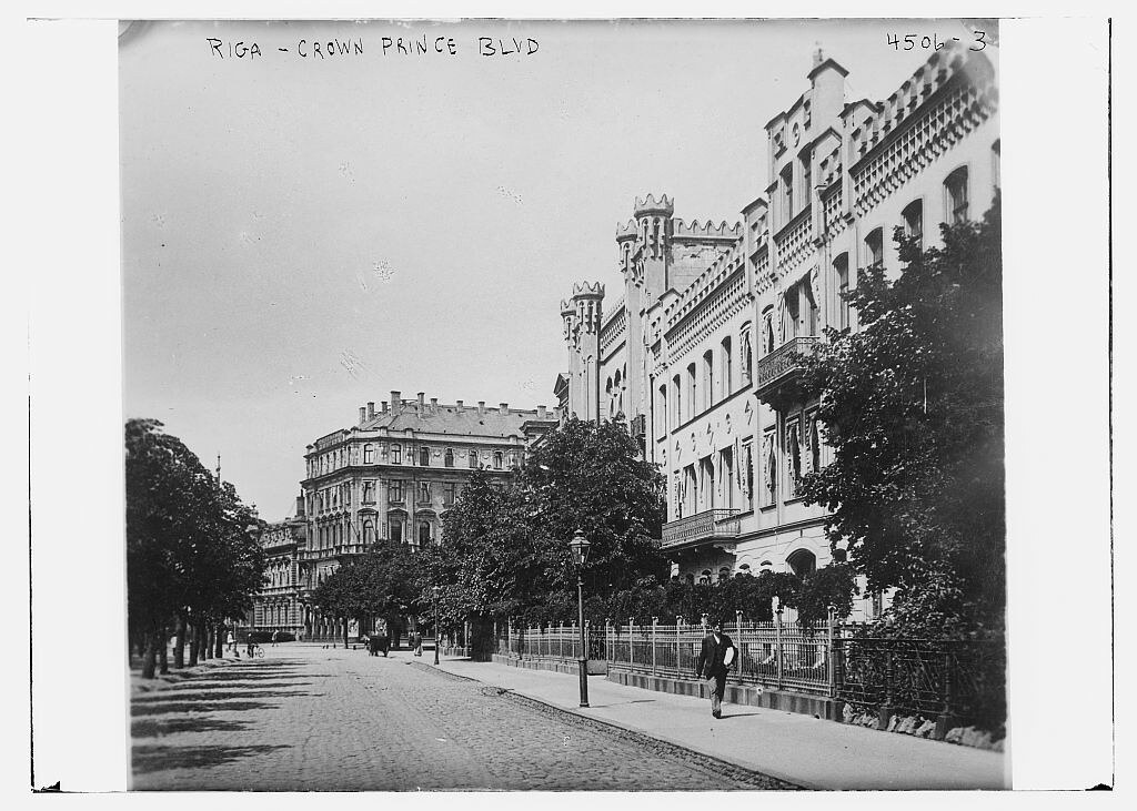 Riga -- Crown Prince Blvd. (LOC)